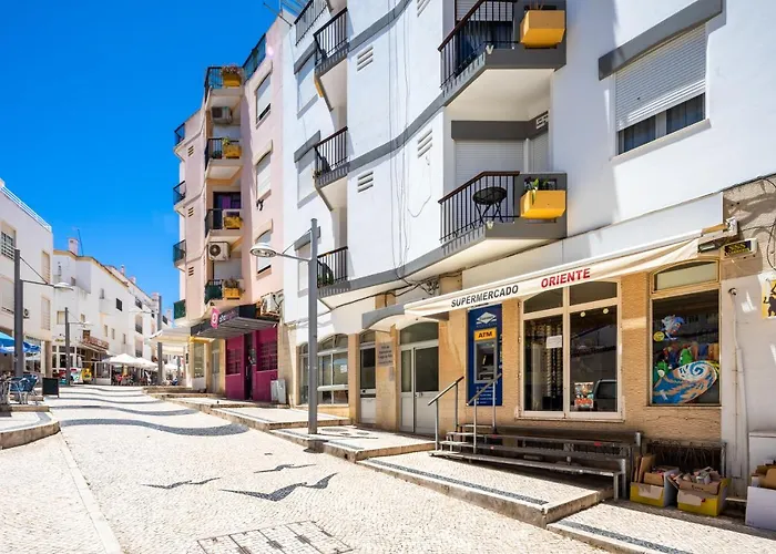 Apartamento Pé Na Areia, By Algarveblossom Armação de Pêra