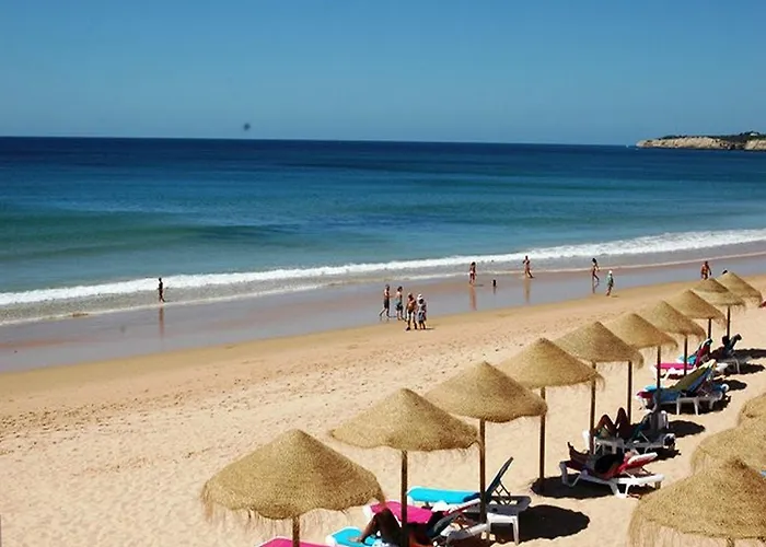 Apartamento Pé Na Areia, By Algarveblossom Armação de Pêra