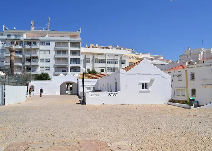 Pé Na Areia, By Algarveblossom *
