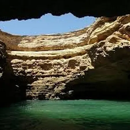 Daire Pe Na Areia, By Algarveblossom Armação de Pêra