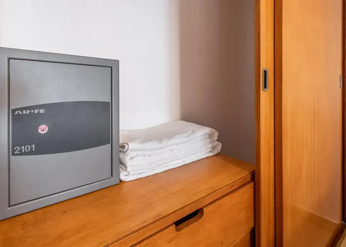 Pe Na Areia, By Algarveblossom Armação de Pêra