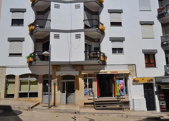 Pé Na Areia, By Algarveblossom Armação de Pêra