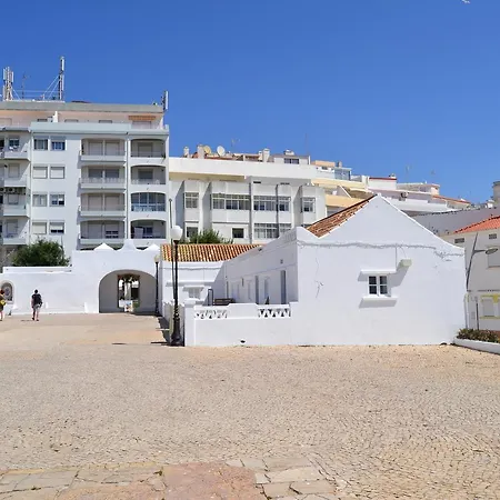 Pe Na Areia, By Algarveblossom *
